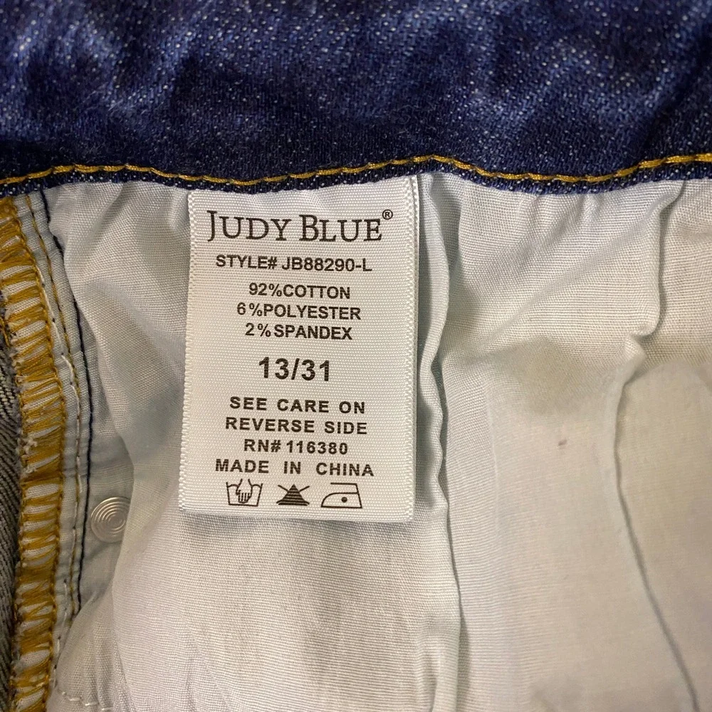 Judy Blue Slim Bootcut Jeans Women's Size 13/31 Blue Dark Wash Distressed